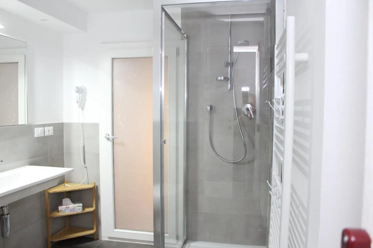 Art Apartment Borgo Stella Флоренция