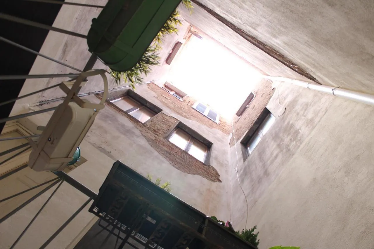 Art Apartment Borgo Stella Florence Italy